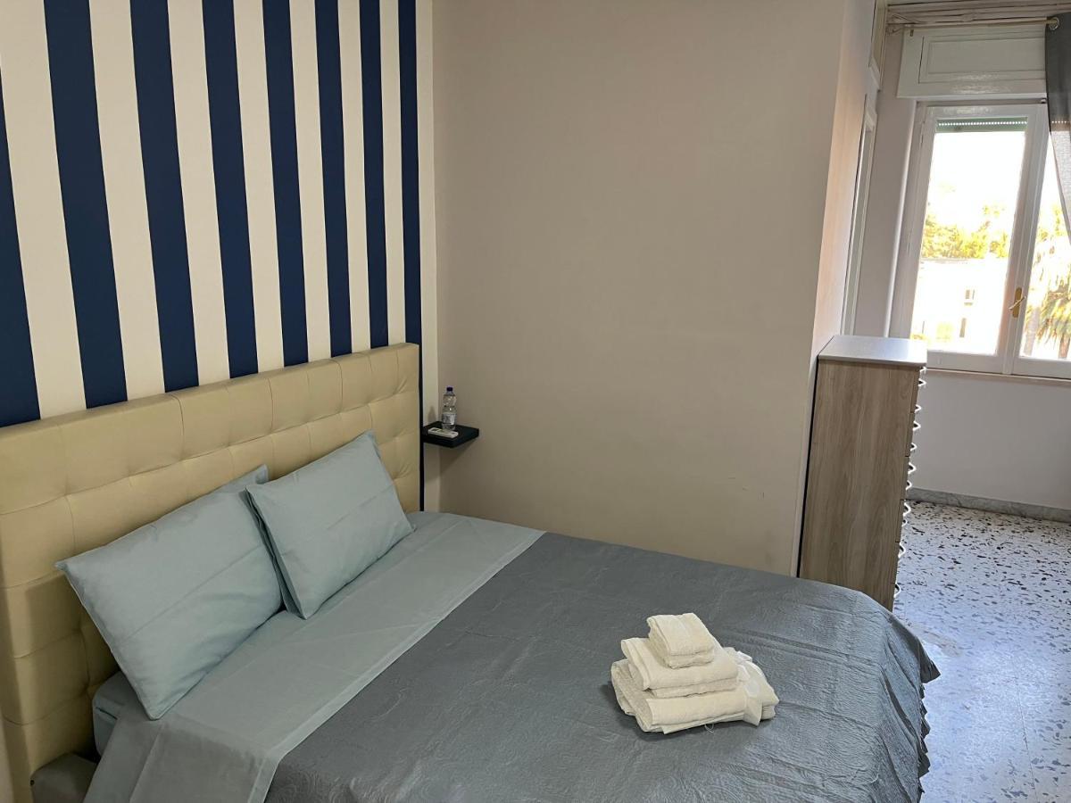 נאפולי B&B Rosy מראה חיצוני תמונה